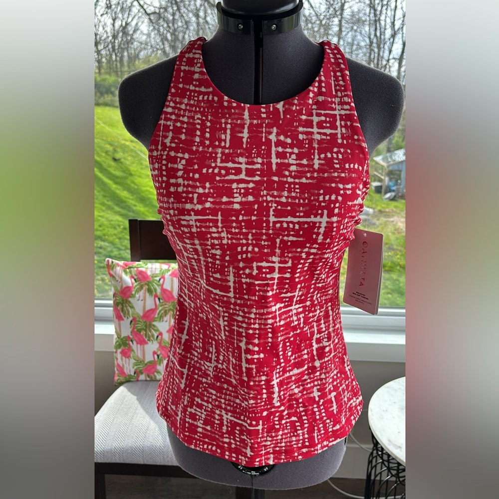 Red/white bra cup tankini top from Athleta. New with tags 34B/C
